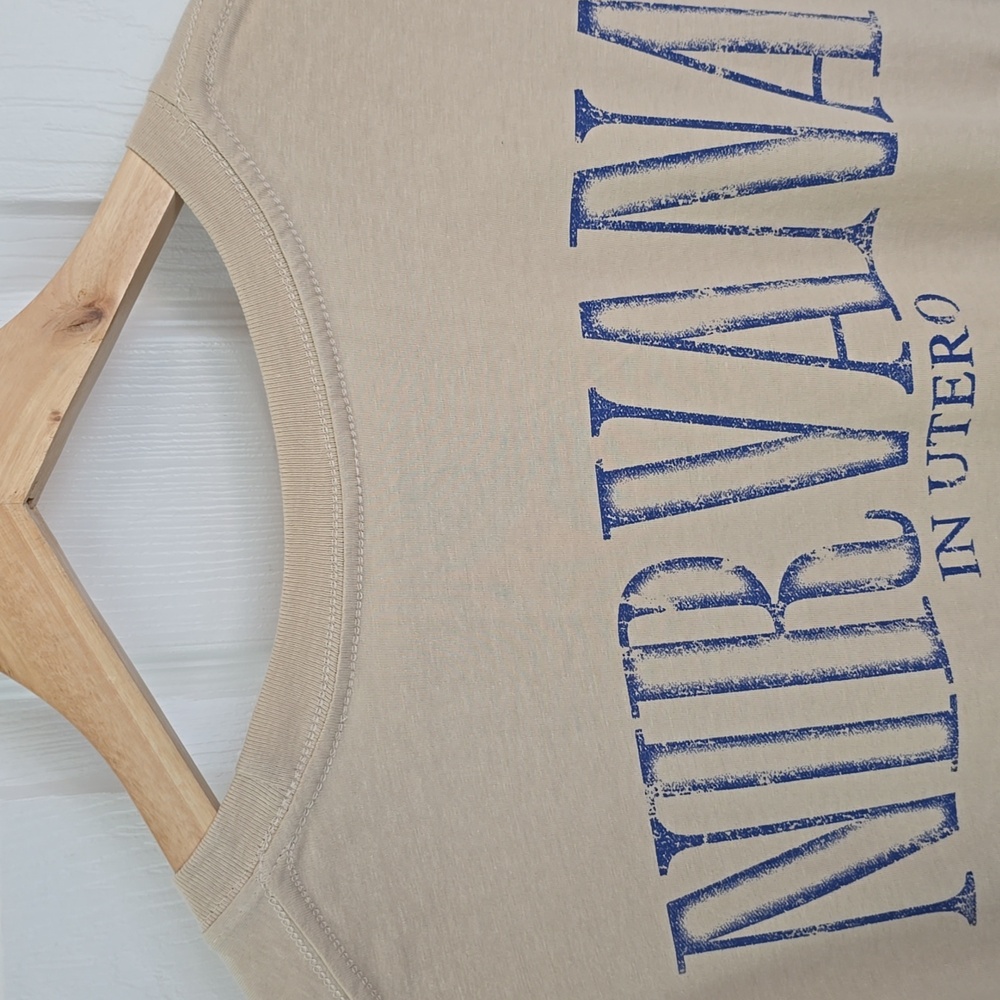 NWOT Nirvana In Utero Graphic Short Sleeve Tshirt Beige Blue Size Small - Picture 9 of 15